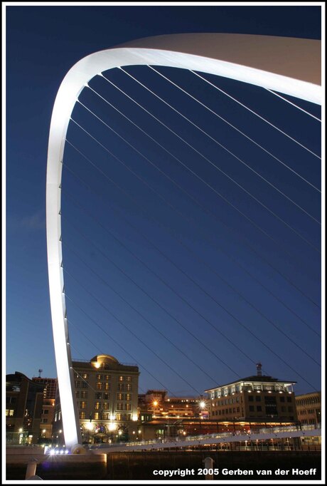 Milenium Bridge (2)