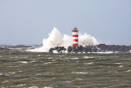WIndkracht 10 Pier IJmuiden