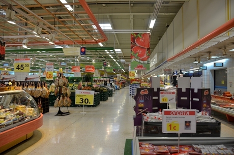 supermarkt cartagena spanje