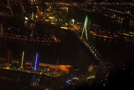 foto nachtvliegen Rotterdam