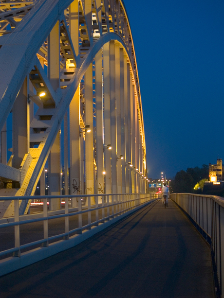 Waalbrug bij Nijmegen