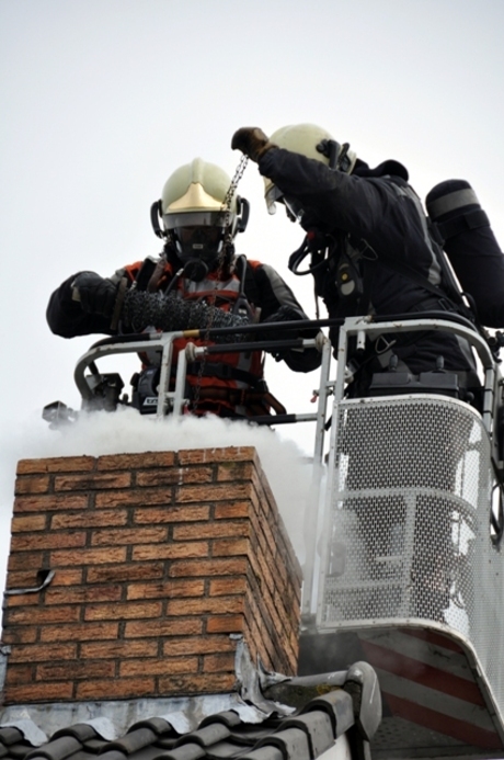 Schoorsteenbrand Oostknollendam