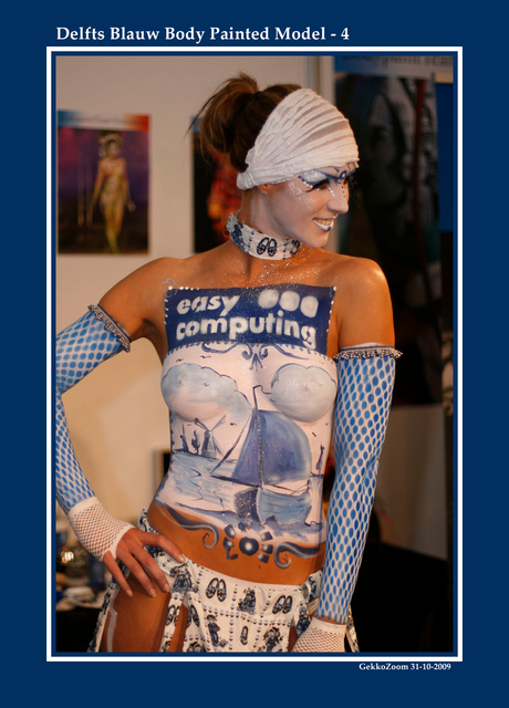 Delfts Blauw Body Painted Model - 4