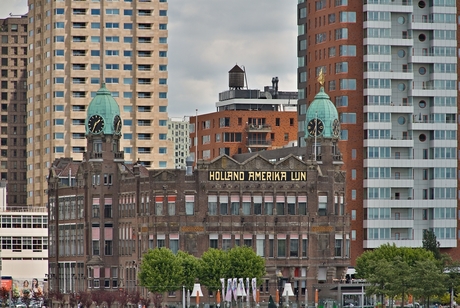 Gebouw van de Holland Amerika lijn.