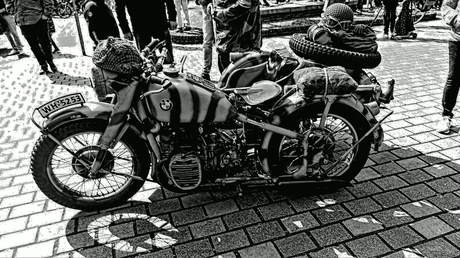 what happened on 2nd easter day