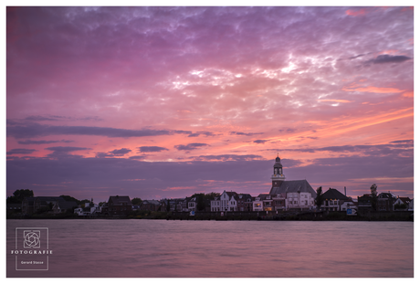 Schilderachtige zonsondergang