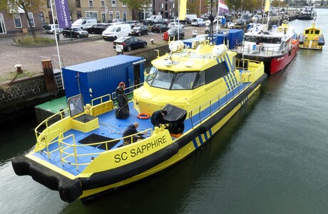 P1290912   Maassluis  Buitenhaven  , Scheeps onderhoud   op 25 sept 2025  