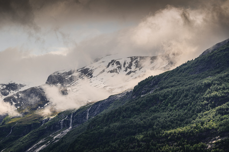 The mountain between us…