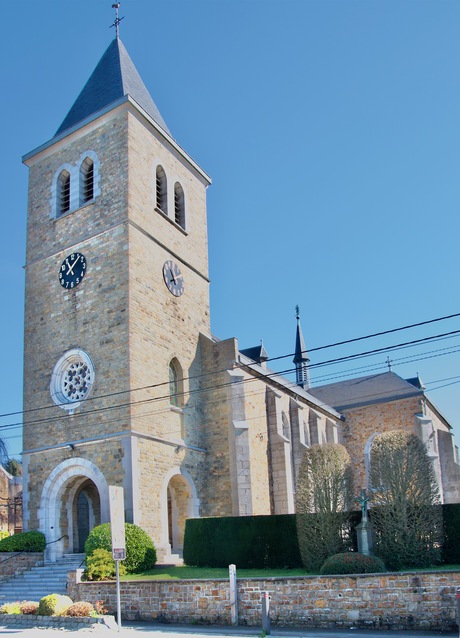De kerk van Hauset in België