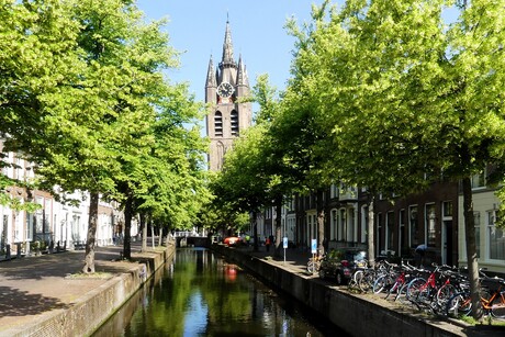 P1280779  Rondje Delft  nr7  Oude Delft  met SCHEVE  Jan  12 juni 2025  