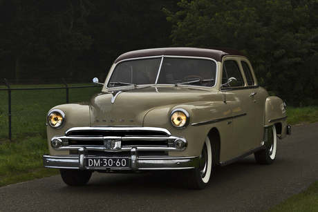 Dodge Coronet Club Coupé 1950 (3204)