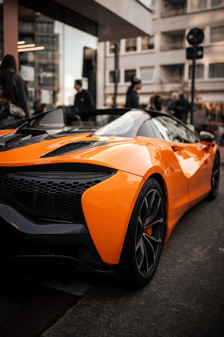 McLaren Artura Spider