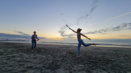 Beach tennis