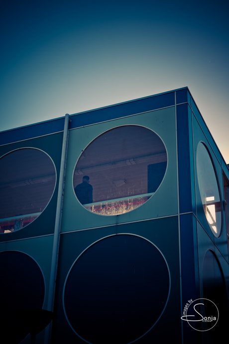 Uitkijk op de ondergaande zon