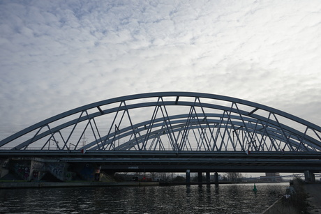 BRUG