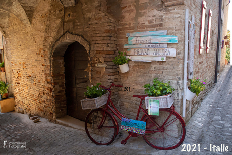 Eenzame fiets in Italië
