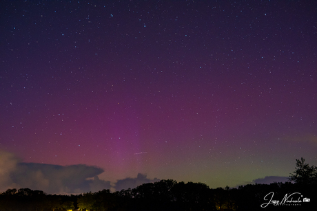 Noorderlicht in het dorpje Lhee Drenthe 