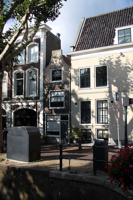 In geklemd huisje 