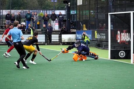 Aktie op het hockey veld