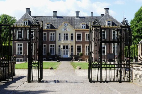 P1280373   Achterhoek    Kasteel  AMPSEN  nabij  Exel  22 mei 2025  