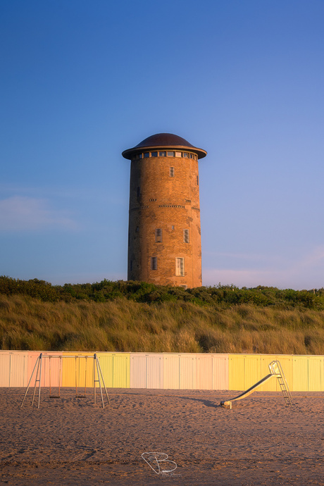 Strand Domburg op warme zomeravond