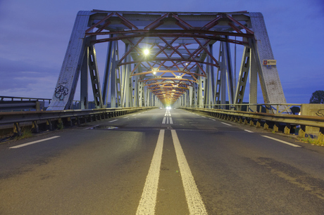 John S. Thompsonbrug