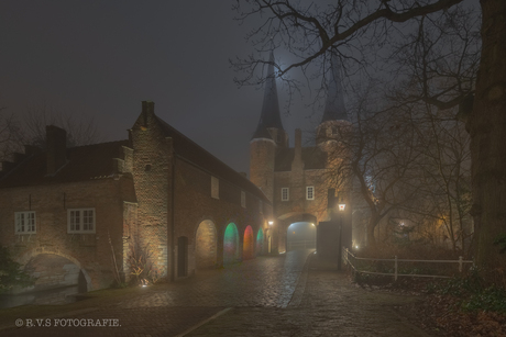 Oostpoort in de mist