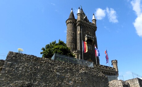 P1290045 Sauerland nr10 Dillenburg vesting WILHEM toren 0p 26 juni 2025