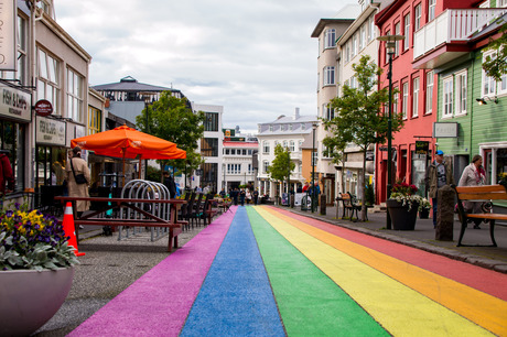 De regenboog van Reykjavik 