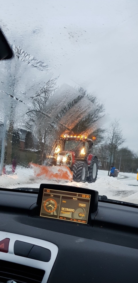 Wegen sneeuwvrij maken.