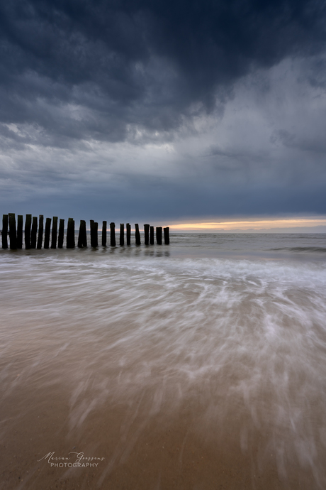 The sea in motion, the air full of tension.... and yet everything feels still for a moment...