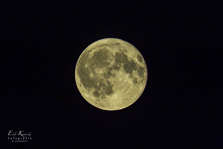 9 augustus: Volle Maan in Steenbok. Versie 2