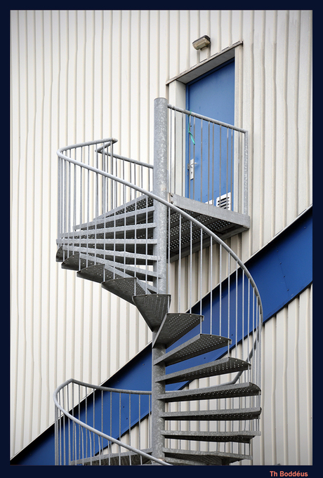 2102170221  brandtrap