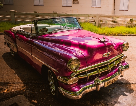 Old Car in het straatbeeld van 2022 in Valadero Cuba