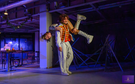 It sucks to be Helena