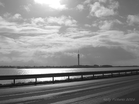 Lelystad  in de wolken