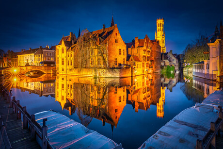 Brugge tijdens het blauwe uurtje