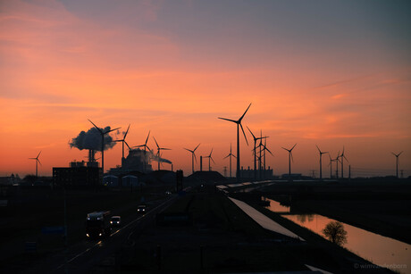 eemshaven in de ochtend