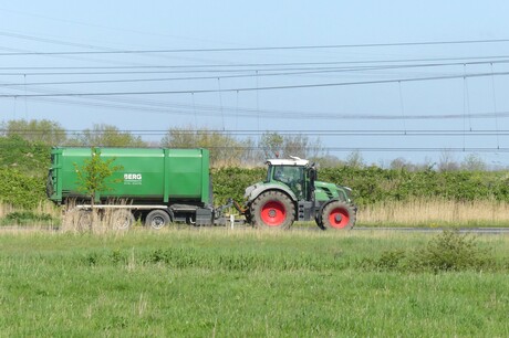 P1300917   TRUCK TIME   Optisch grapje Hoekse baan N223  16 april 2026  