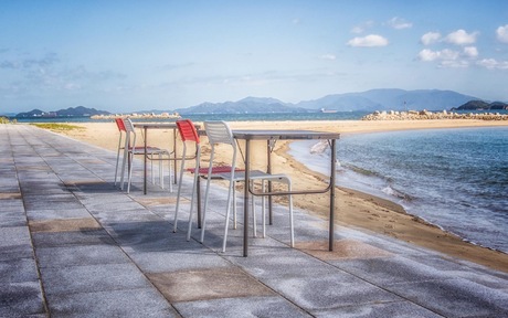 Terrasje with a view 