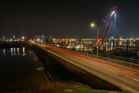 Nachtelijke dynamiek bij de Oosterveldweg.