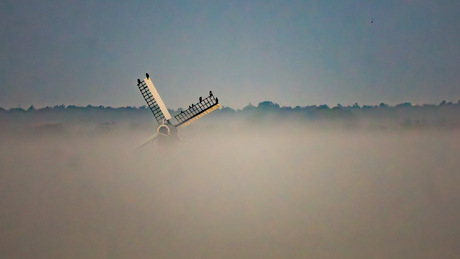 Molen in de mist