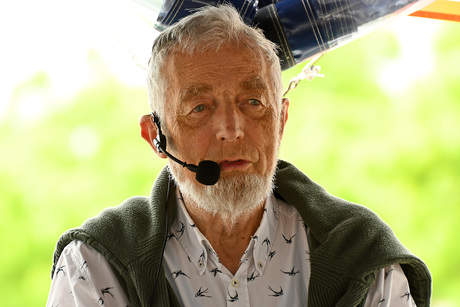 Met respect en goede herinneringen sluiten wij hem in ons hart: vogelkenner Nico de Haan