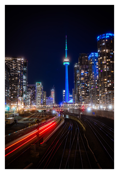 Toronto by night. 