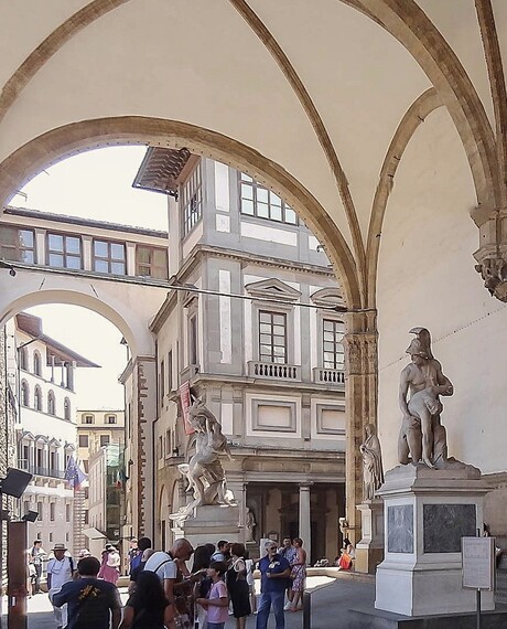 Loggia dei Lanzi