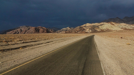 Death Valley before the storm