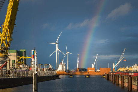 Regenboog Eemshaven