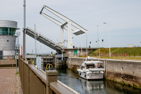 De sluis van Bru