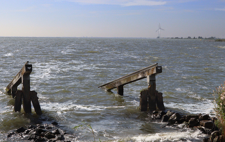 IJsbrekers Marken