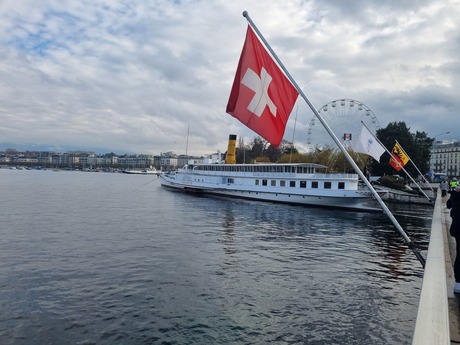 Ferry meer van Genève
